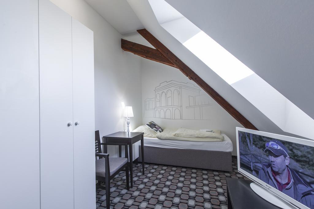 Hotel Salety Valtice Quarto foto